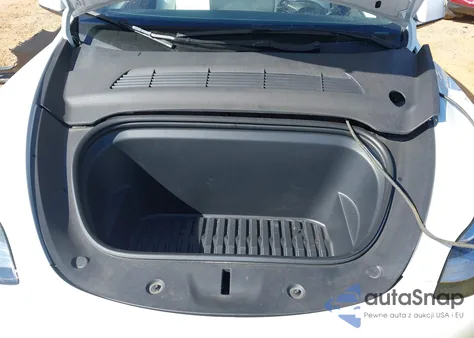 2023 Tesla Model Y Awd/Long Range Dual Motor All-Wheel Drive из США, поврежденный, VIN 7SAYGDEE3PA156622